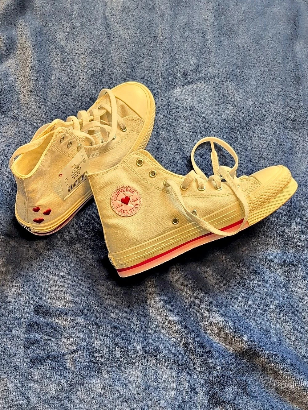 Converse Chuck Taylor All Star Lift Platform High Top Love Fearlessly Lift